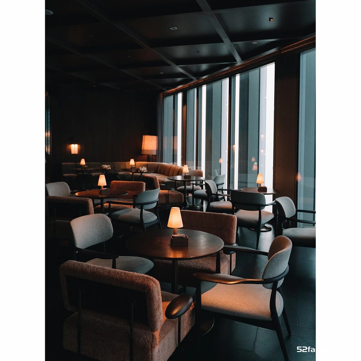 Urbexmode – 奢华优雅场景Lightroom预设 Urbexmode – Luxury Presets Pack